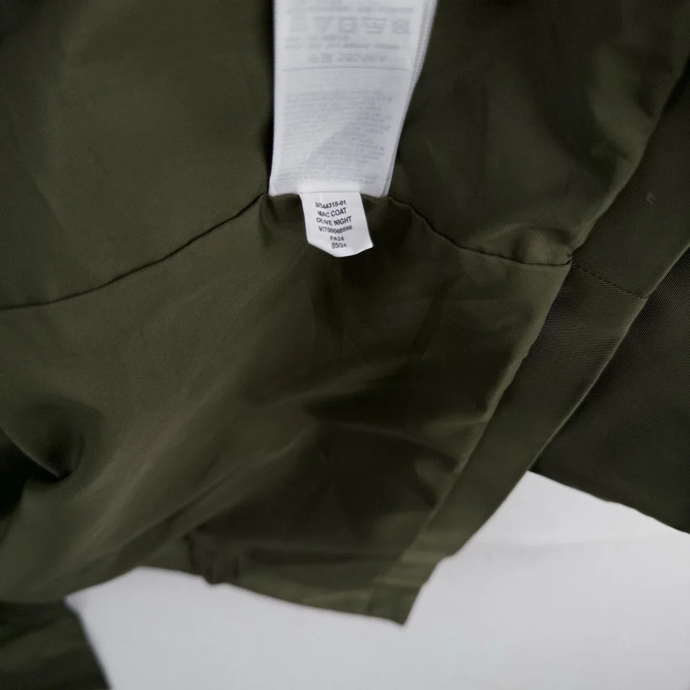 Gap Mac Rain Coat Olive Green Men's M Relaxed Fit Water Resistant Wind Proof